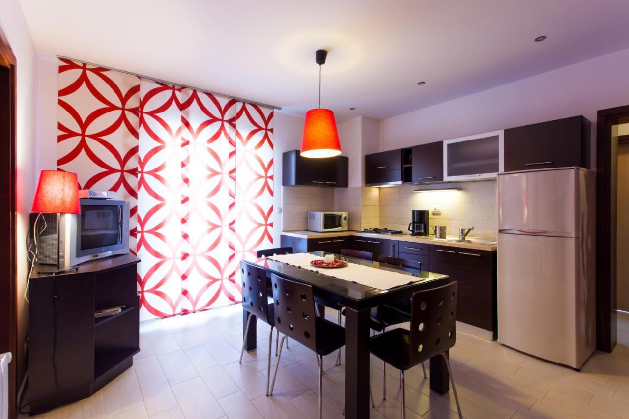 Apartments Banic Πόρετς Εξωτερικό φωτογραφία